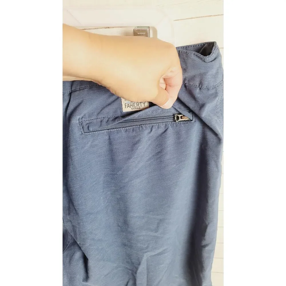 Faherty All Day Shorts Hybrid Performance Shorts in Blue, sz 34